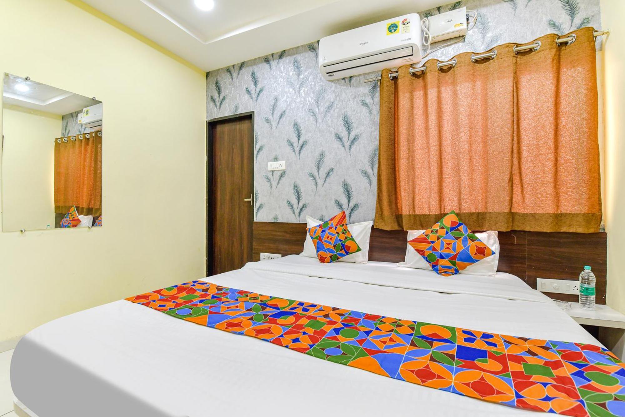 Hotel Fabexpress A2 And Restro Indore Zewnętrze zdjęcie