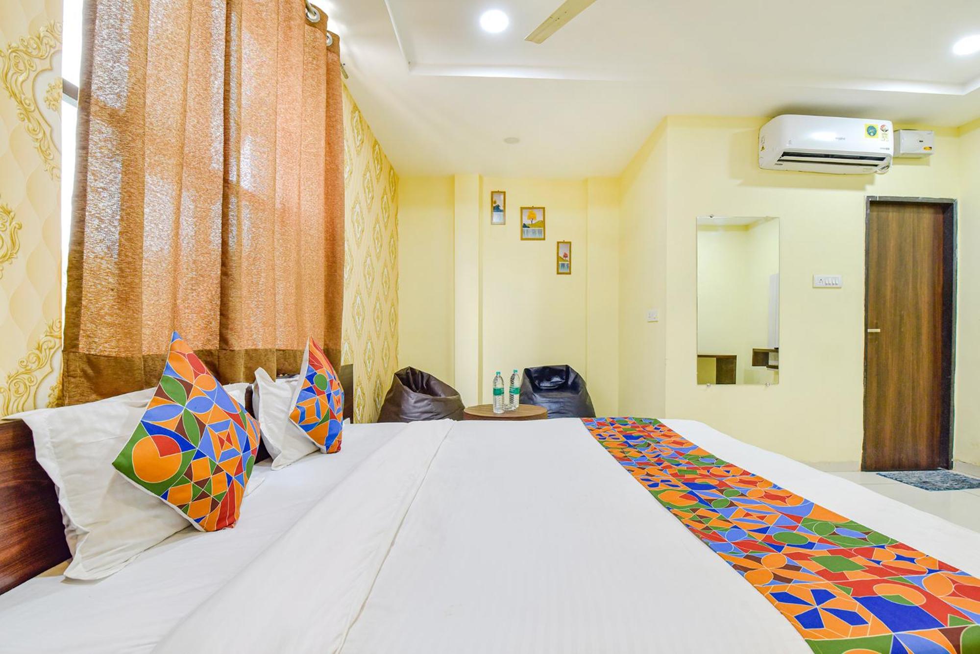 Hotel Fabexpress A2 And Restro Indore Zewnętrze zdjęcie